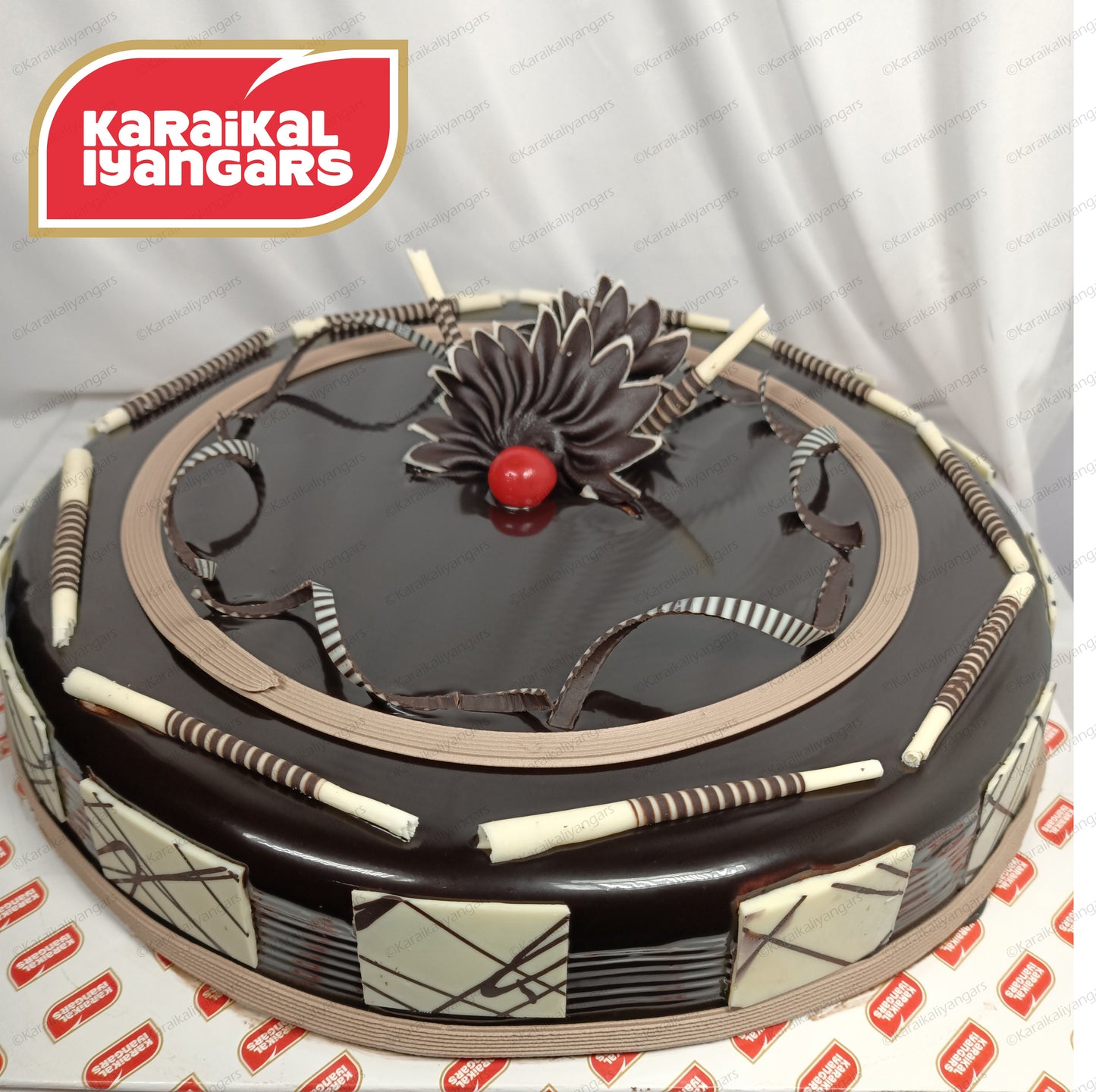 Party Rich Chocolate truffle Cake