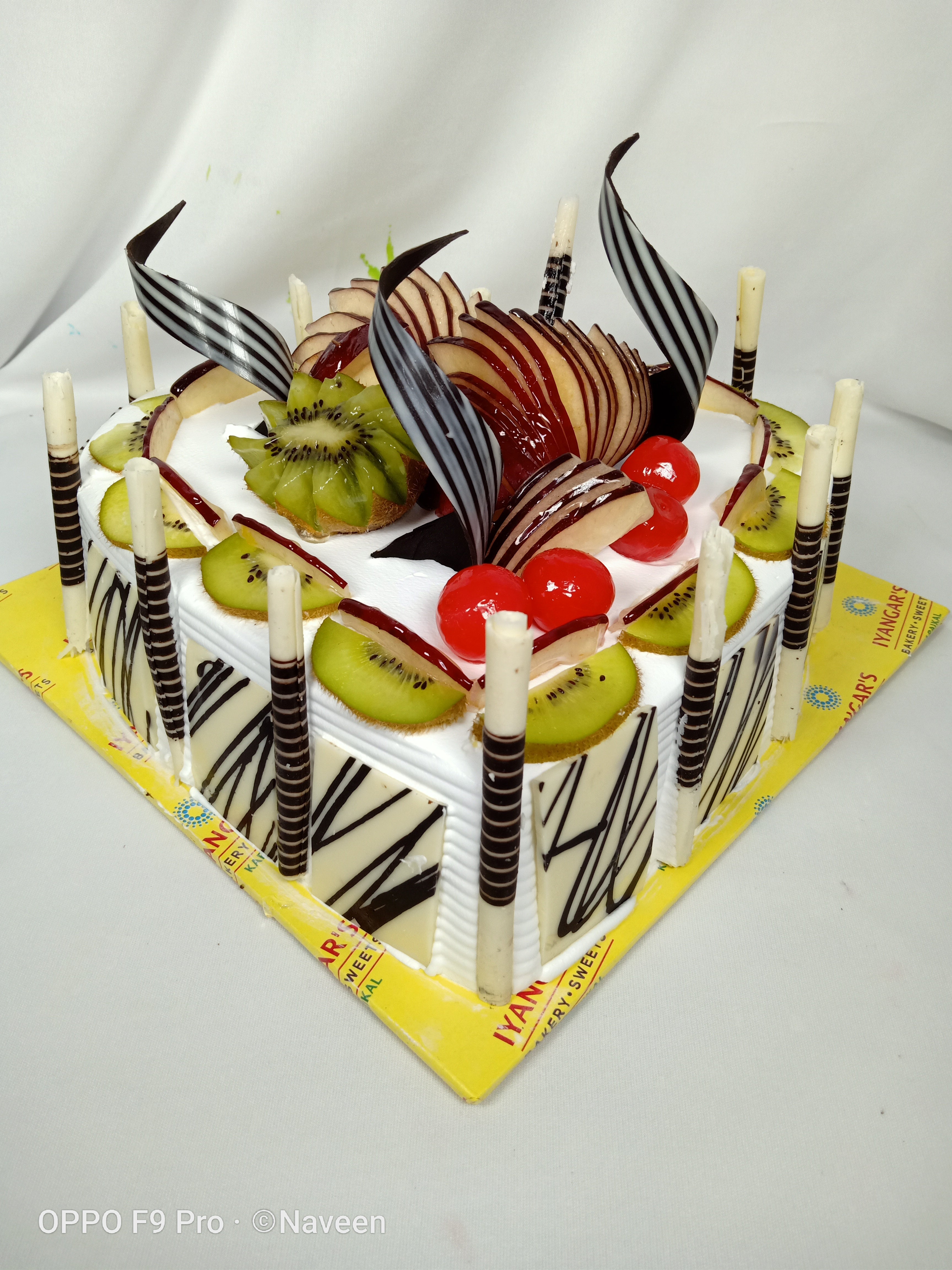 Motu Patlu Bakers - Pineapple Garnish Cake. Pineapple jelly and beautiful  Garnish design. Motu Patlu Bakers always try to make your birthdays the  best days on your life. Stay Home And Stay